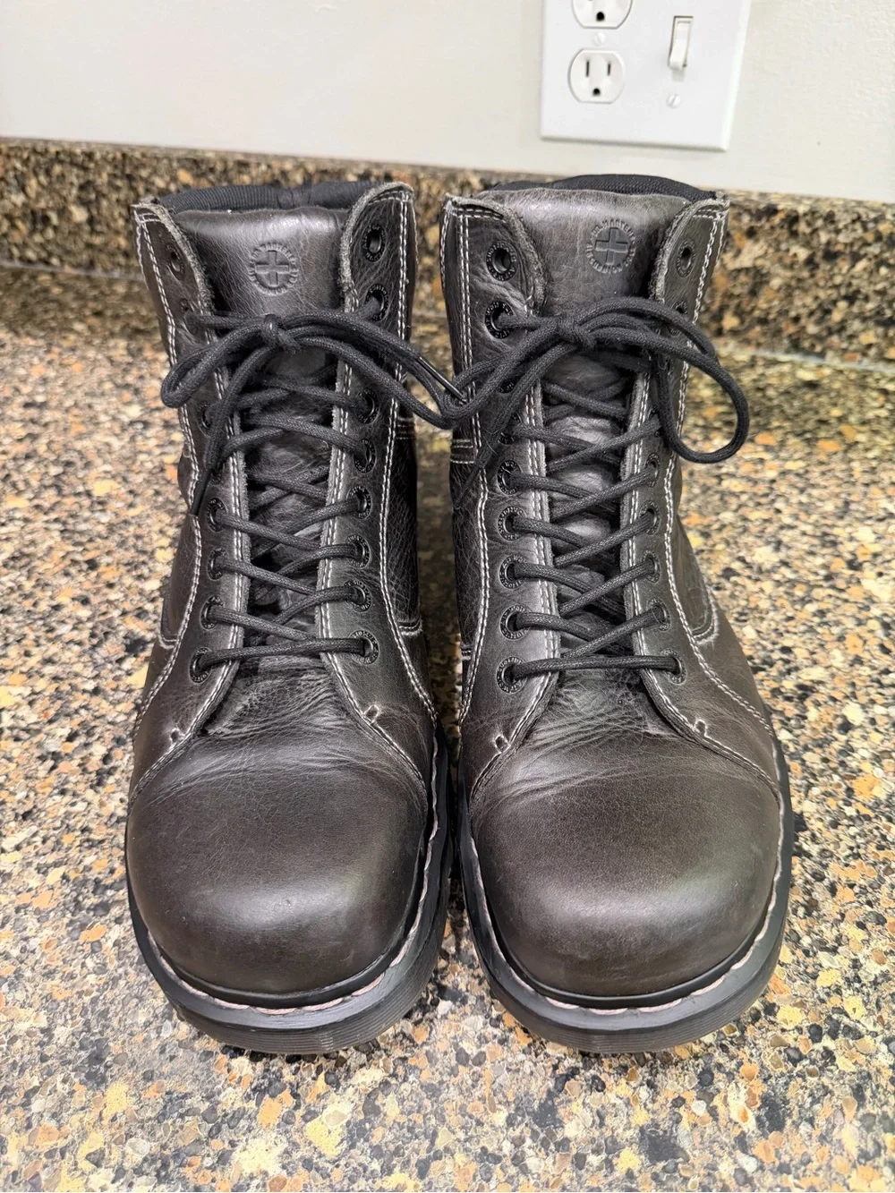 Men's  Dr Marten Soren   Black Leather Lace-Up Work Boots 13